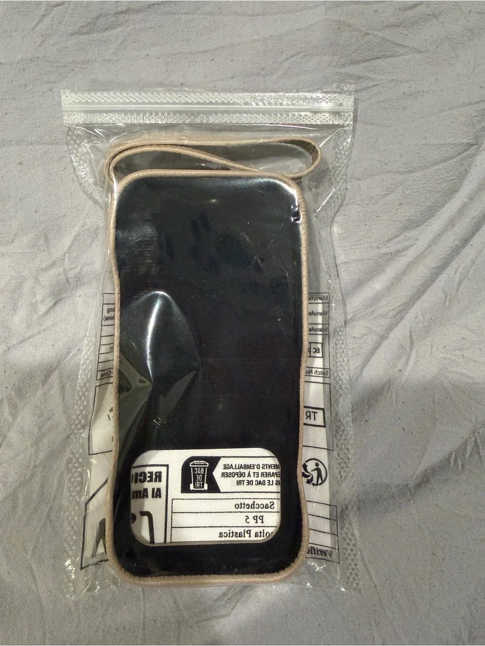 iPhone 17 Pro Wallet Case + Wristlet – Light Gray/Taupe – NEW